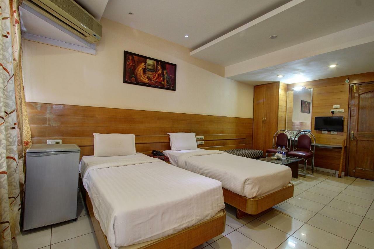 Hotel Rajsangam International Badami Exterior foto