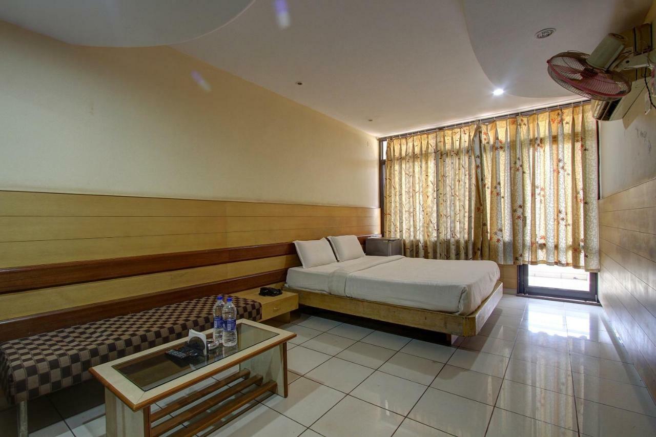 Hotel Rajsangam International Badami Exterior foto